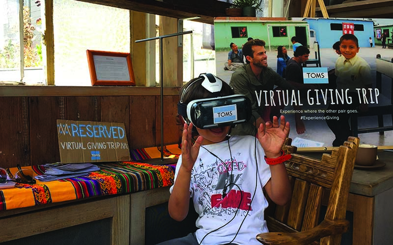 toms virtual reality ecommerce